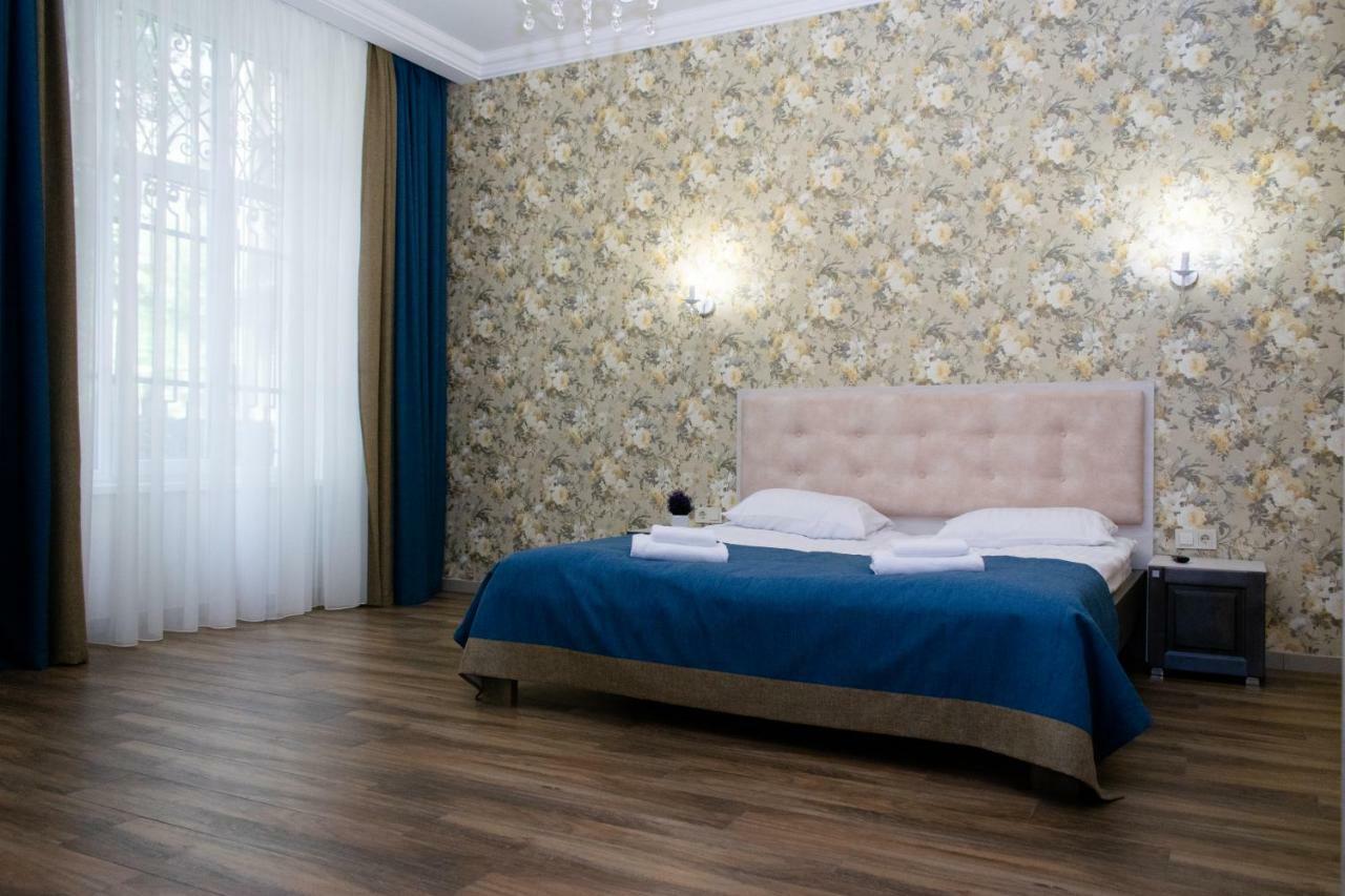 Apartment Barvy Lvova On Kostyushka St Exterior foto